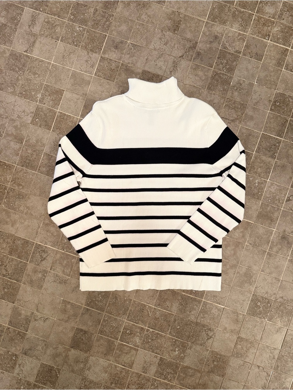 Lauren Ralph Lauren - Striped Turtleneck Sweater - Picture 4 of 10